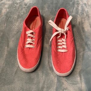 Pink shoes